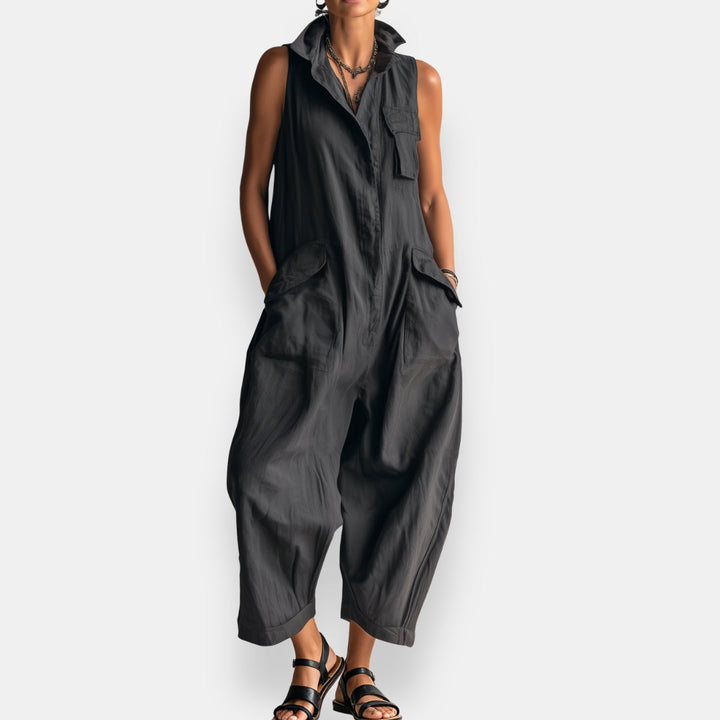 ALESSIA | SLEEVELESS CARGO JUMPSUIT WITH COLLAR