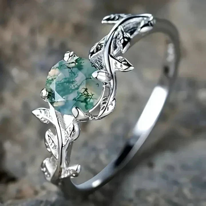 Vintage Green Stone Silvered Ring