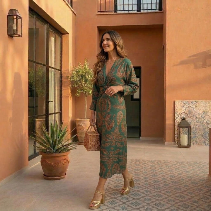 Isadora™ – Elegant Midi Dress with Timeless Charm Print