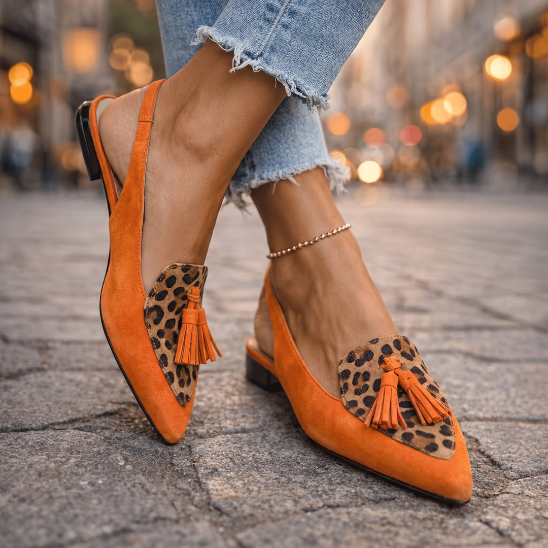 Eliza | Sandals with straps and tassels